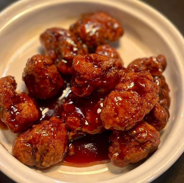 Boneless Wings.