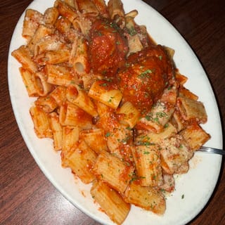 Rigatoni with Meatballs